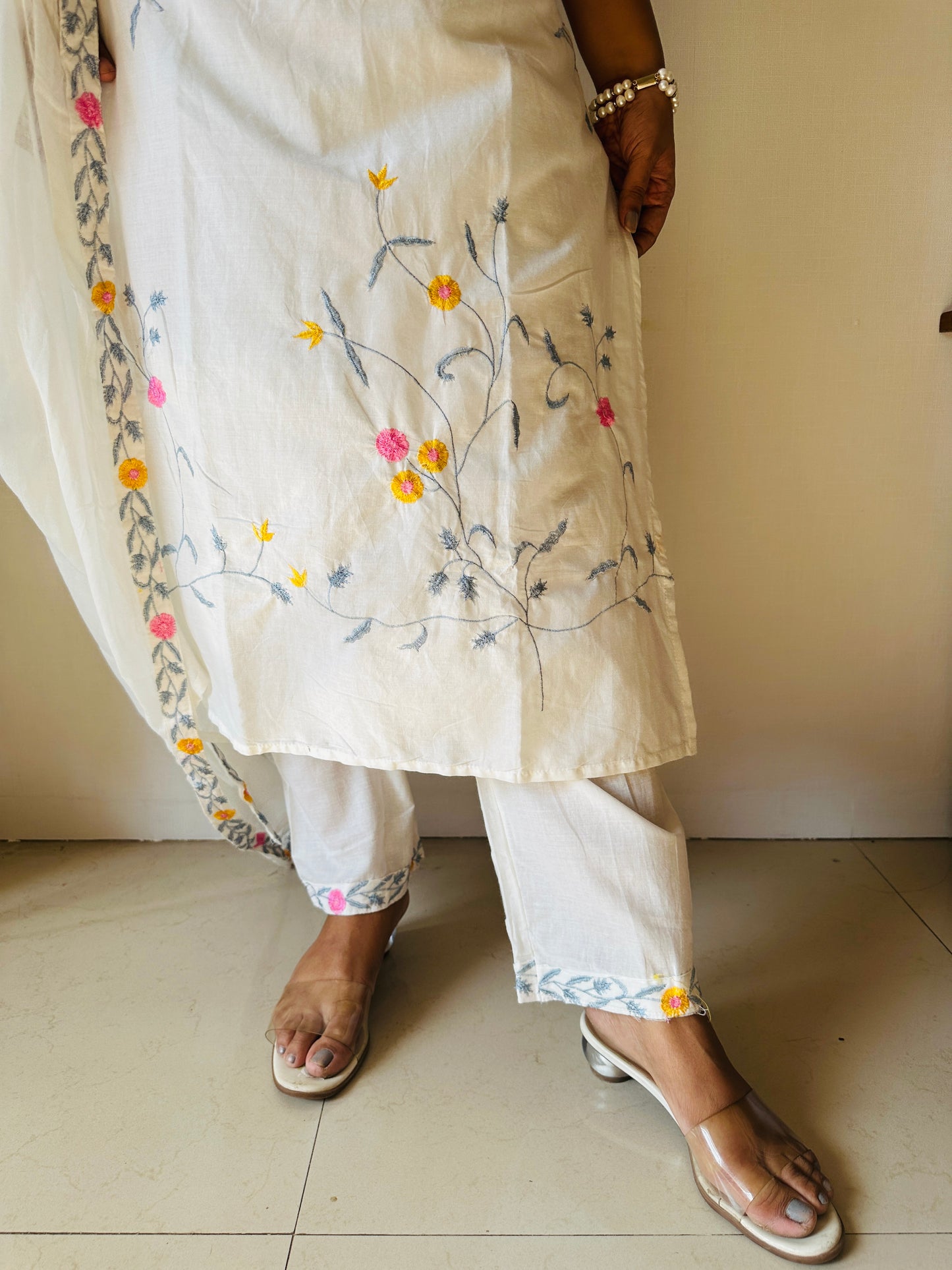 White Lover Suit